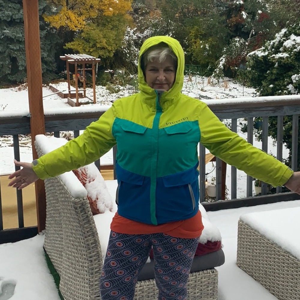 Amazing 686 snowboard / ski jacket